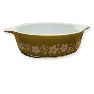 Pyrex Green 471  22 1 PT